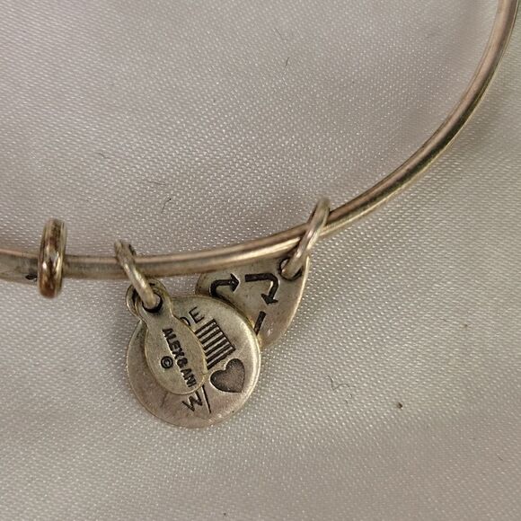 Alex and Ani. Energy Bangle. OSFA. EUC - Picture 3 of 4